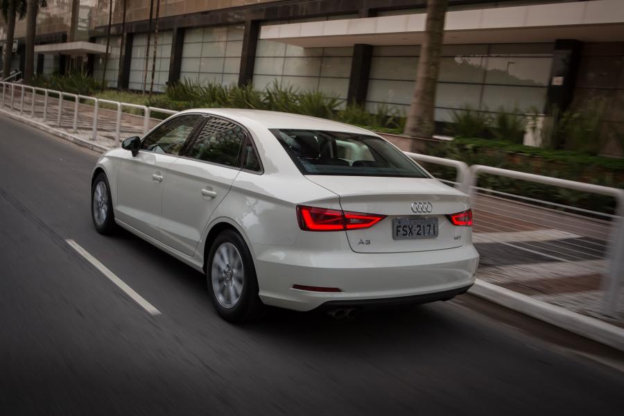  Audi A3 Sedan 1.4 T (8V) 2014 года  (LA) (фото 3 из 19)
